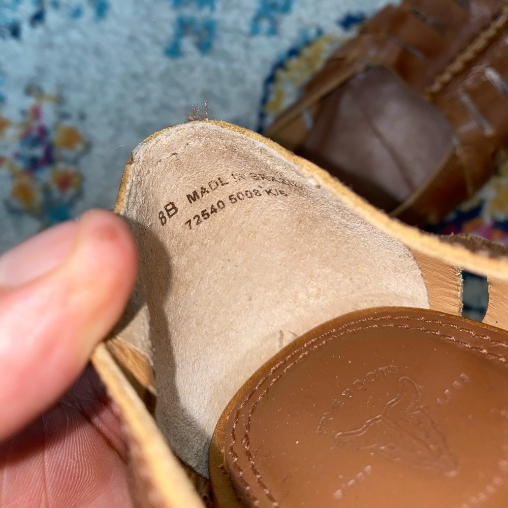 FRYE Leather Ballet Flats Slip On Shoes Sandals Peep Toe Cut Outs Tan Size 8B - Picture 6 of 6